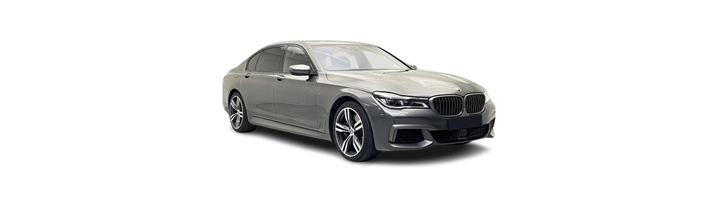 Premium Engine Service for Your BMW M760i: Experience Peak Performance